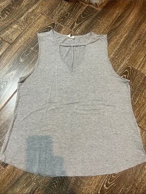 Women’s BKE Tank Grey